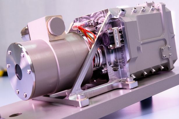 0_Close-up_imager_up_close_node_full_image_2jpg